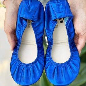 NEW ***COBALT RUSH*** size9 Storehouse Flats